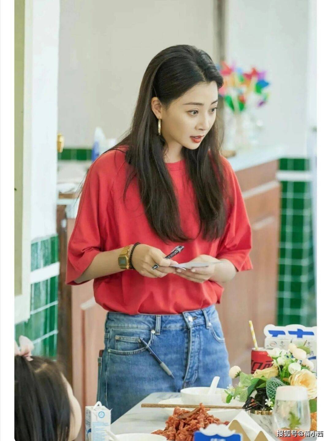 艳到！很值得中年女性借鉴时尚、优雅还高级